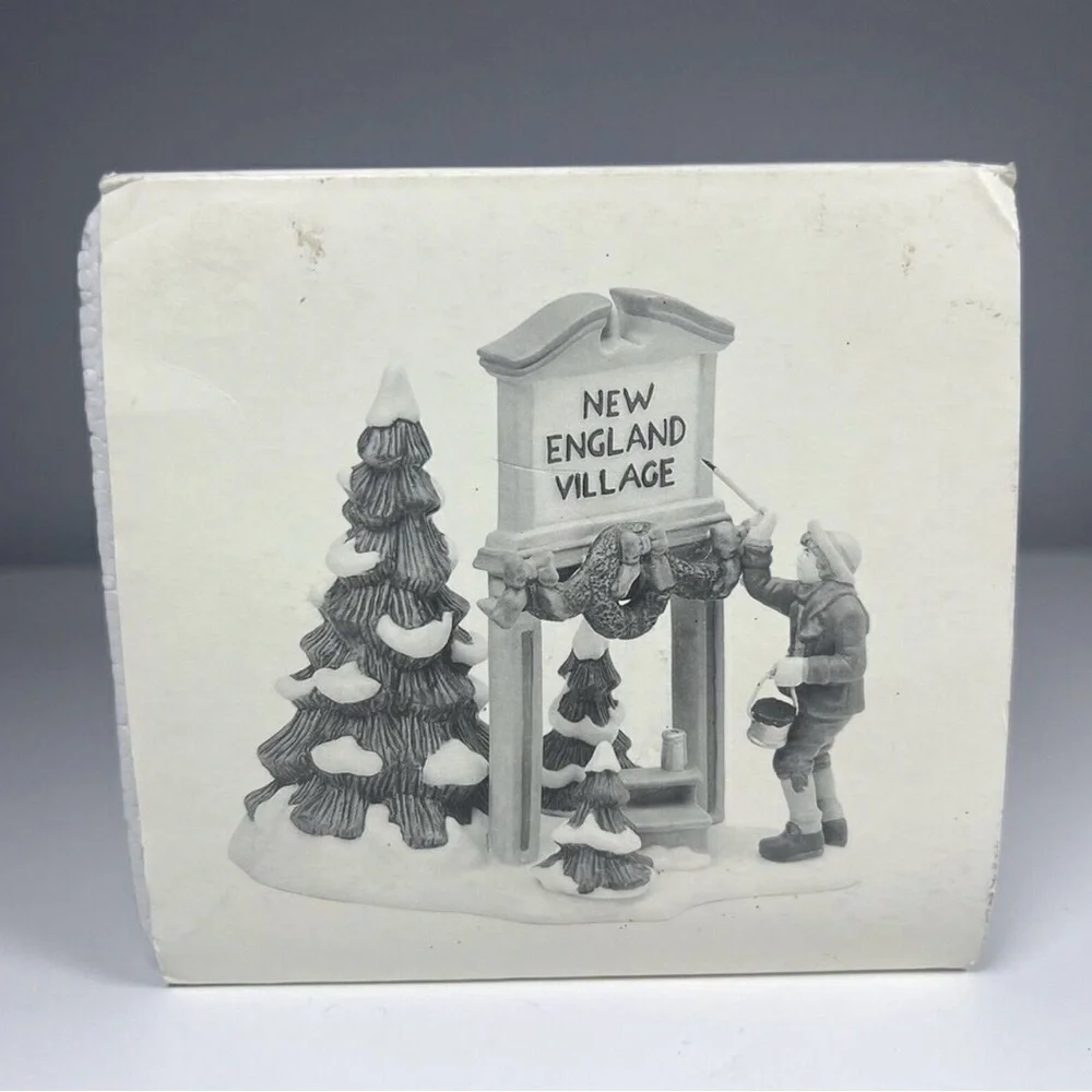 Dept 56 Fresh Paint New England Village  Figurine Heritage Village Collection - Picture 2 of 4